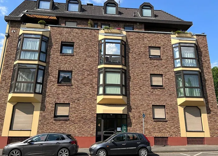 Studio 7 City Lage Mit Garage Naehe Koeln Bonn