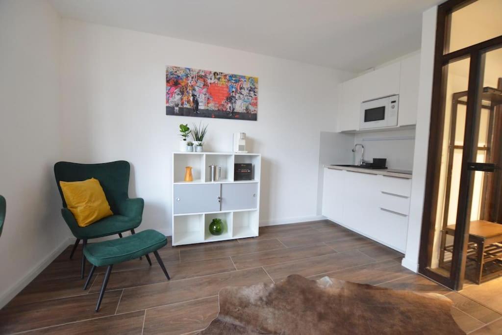 7 Lage Mit Garage Naehe Koeln Bonn Apartment